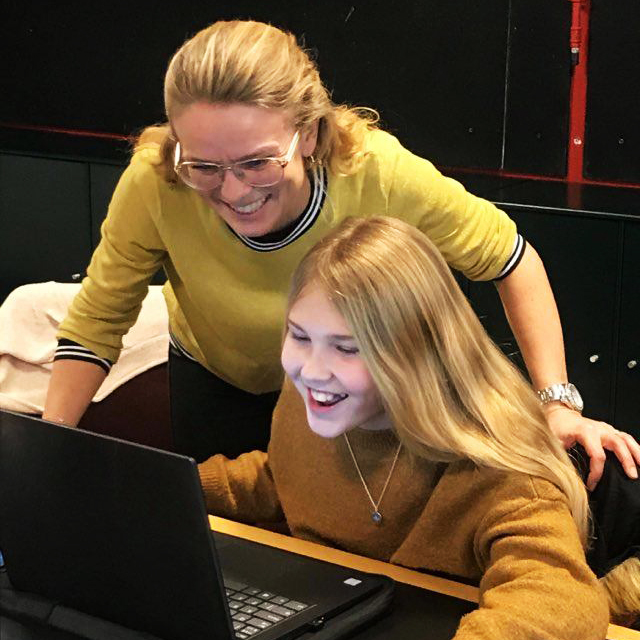 skaerm_mie_freja Freja får ordblindeundervisning hos Ordblindetalent